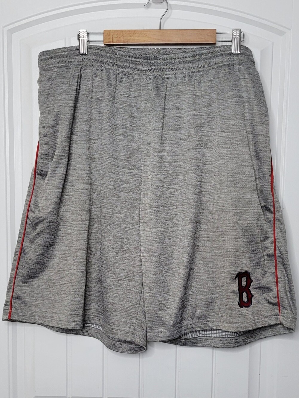 Majestic Gray And Red Athletic Shorts Boston Red Sox 'B' Logo